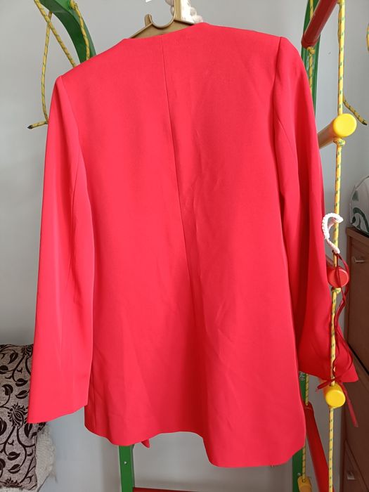 Жакет жіночий без застібки