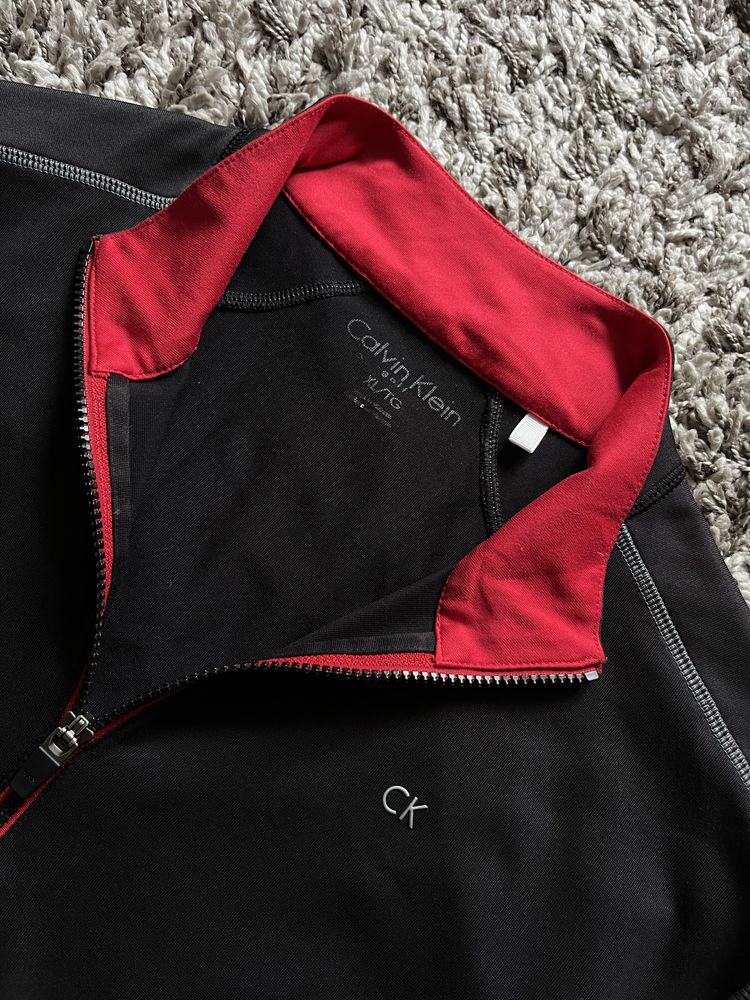 1/3 Зип Calvin Klein