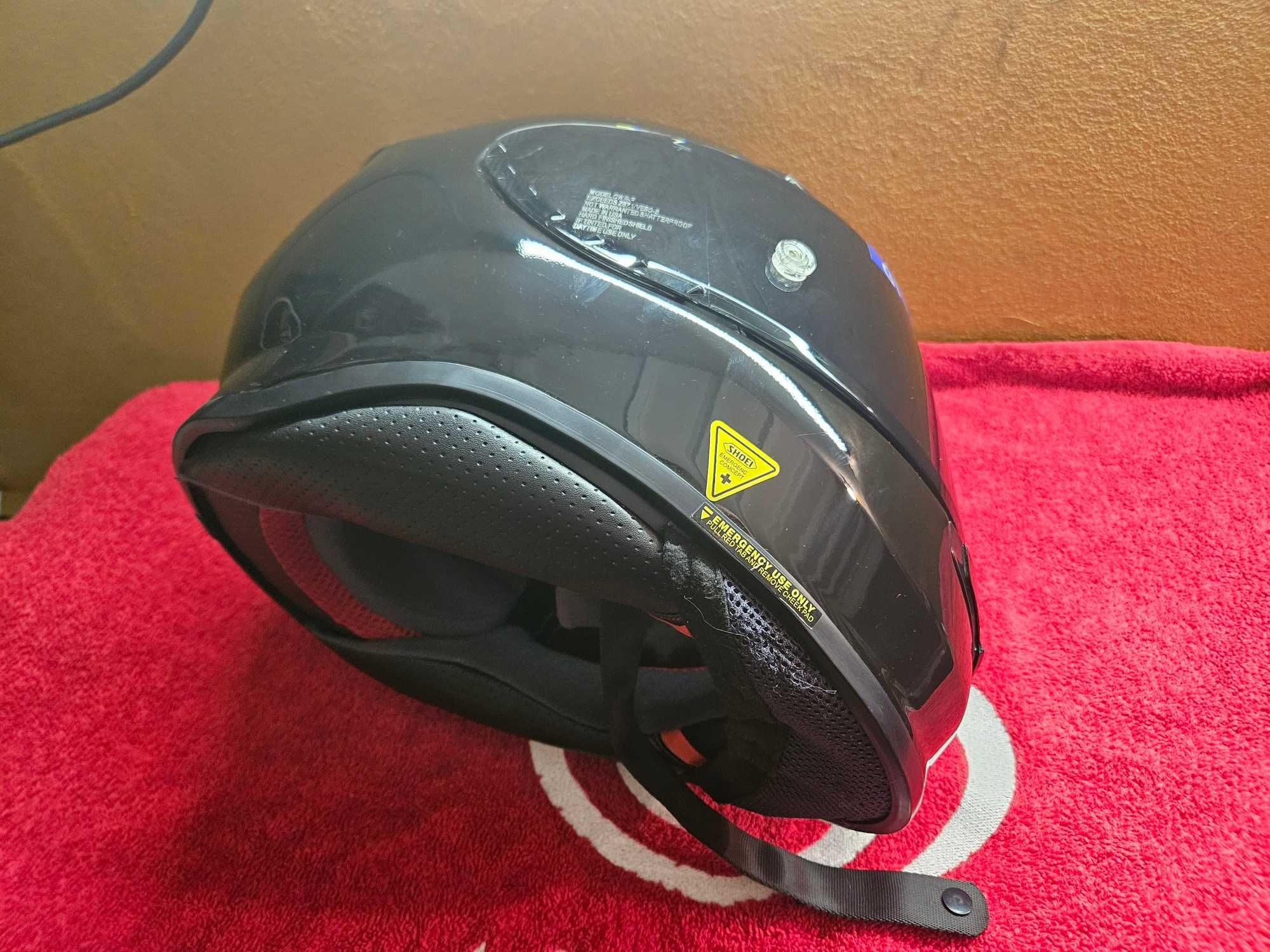 Kask shoei z-7 czarny połysk rynek japoński