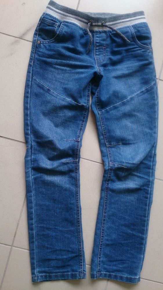 Spodnie dżinsy jeansy chłopięce 10 lat