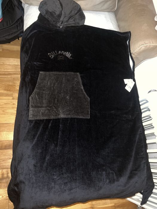 Toalha poncho da billabong nunca usado