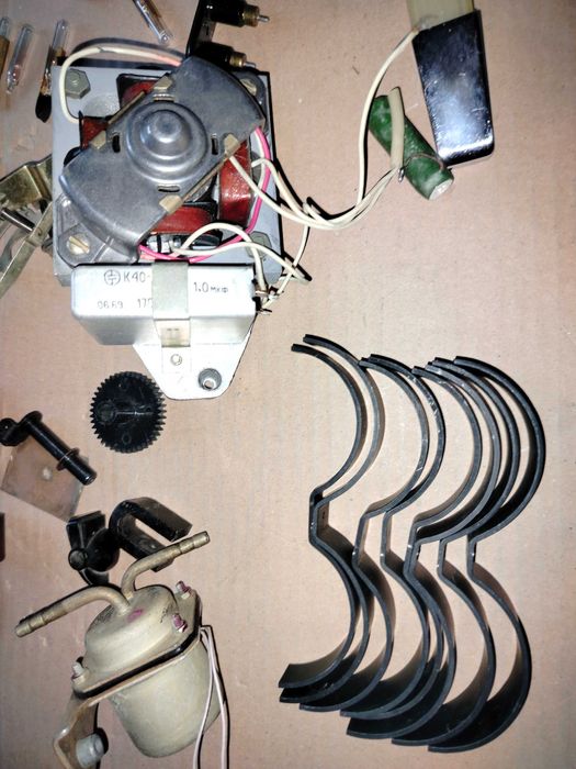 Детали ПУ-1  ламповые проигрыватели  мотор тонарм стекла