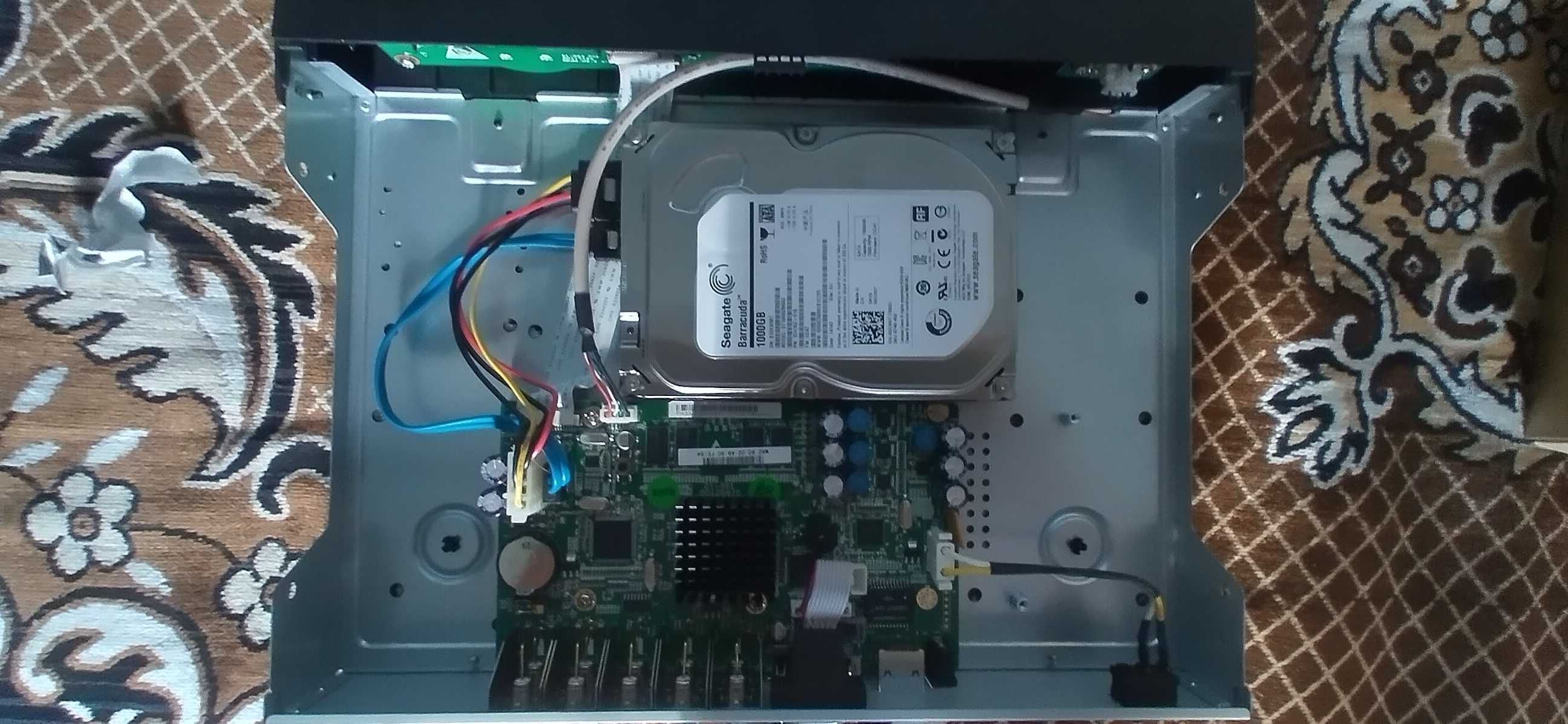 Відеореєстратор Dahua DH-DVR0404HF-AN