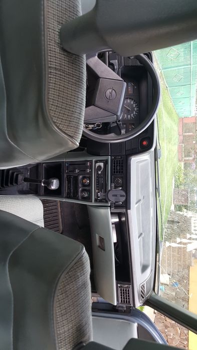 Опель Кадет 1.3 бензин