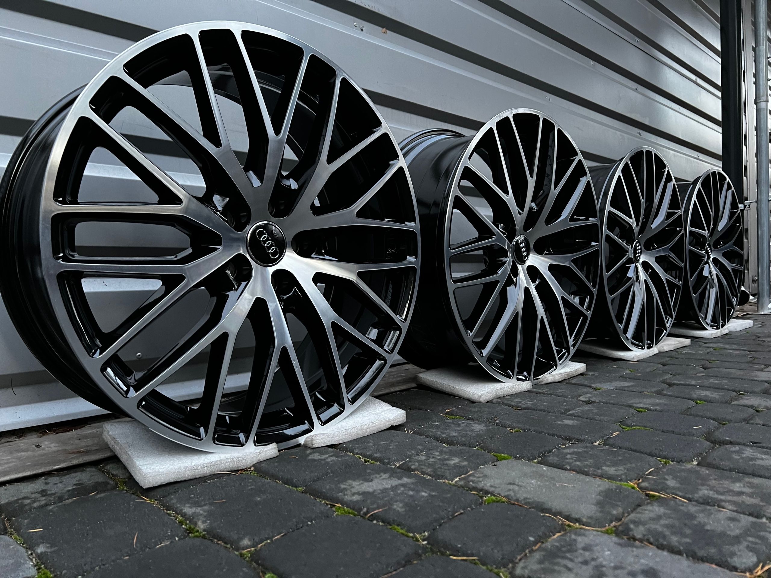 NOWE Oryginalne Felgi Audi 20 A4 A5 A6 A7 A8 Q3 Q5