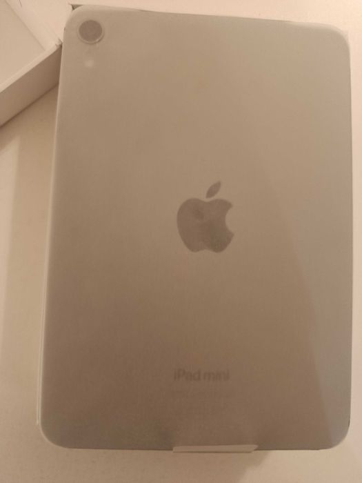Nowy iPad mini Wi-Fi 128 GB – Srebrny / Nowy, nieużywany!