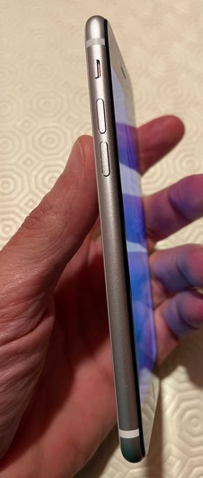 Iphone SE 2020 em muito bom estado