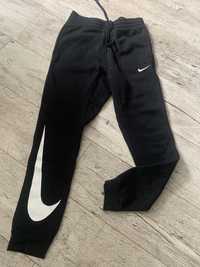 Nike размер S штаны