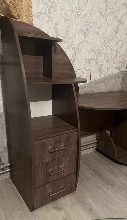 Письмовий стіл,компютерний