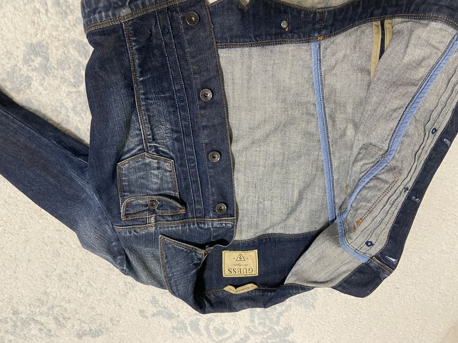 курточка джинсова Guess
