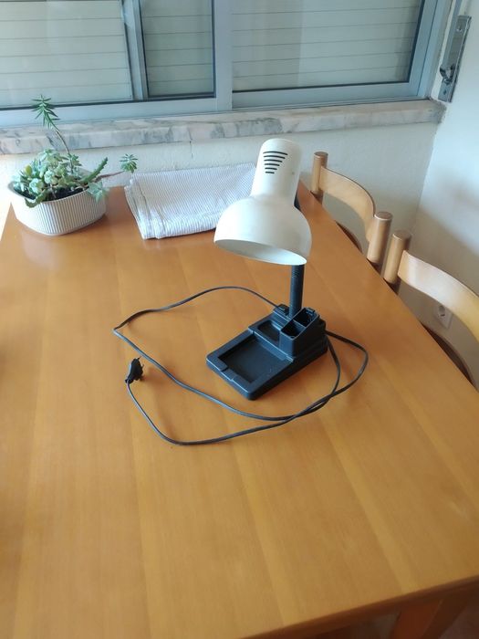 Candeeiro de secretária