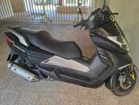 Scooter Keeway 125 apenas com 3.684 km