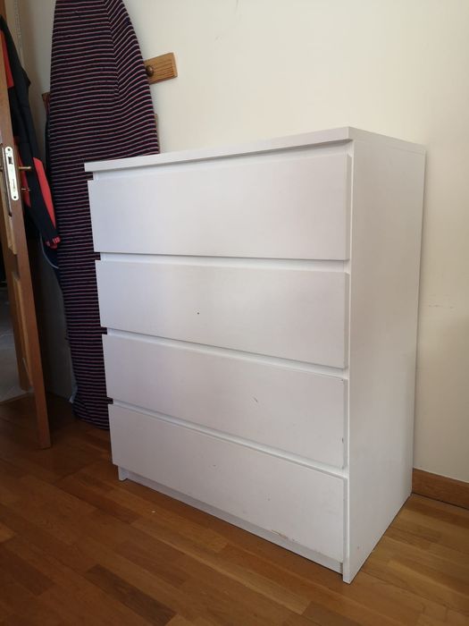 IKEA Cómoda Malm 4 Gavetas branco