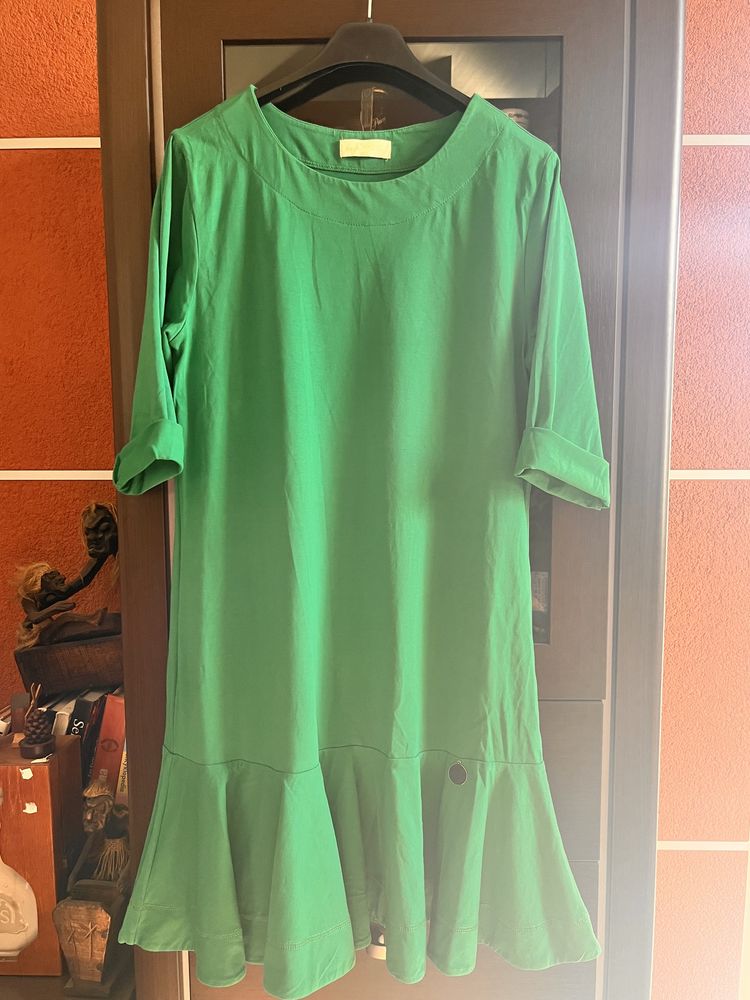 Sukienka z butiku śliczna zieleń