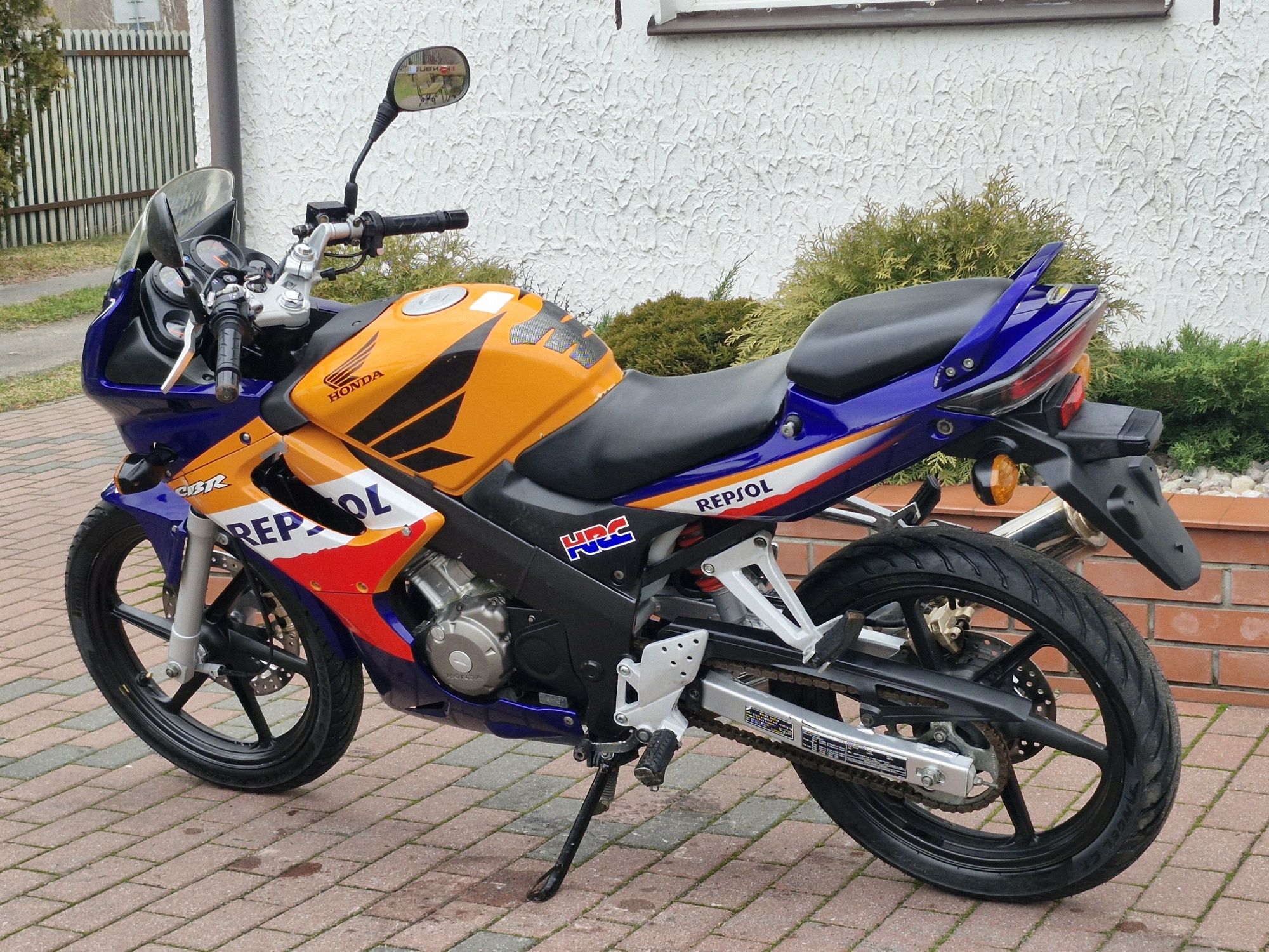 Honda CBR 125 Repsol *Niemcy*NOWE opony * Kat A1 B *