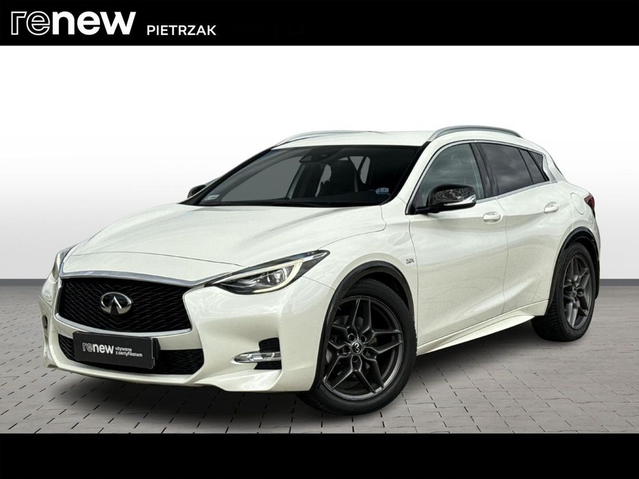 Infiniti Q30 Q30S | 2.0t | Sport City Black| 4X4 |Automat |