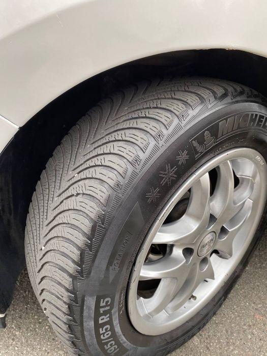 Продам авто Peugeot 207
