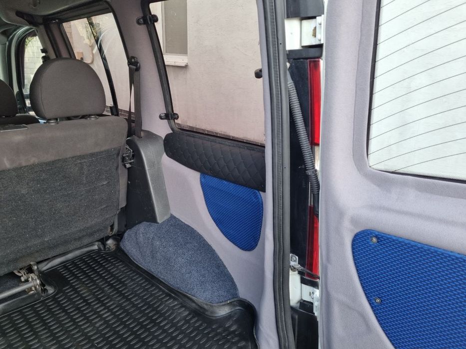 Fiat doblo оригінальний пасажир 1,3 2015р у відмінному стані.