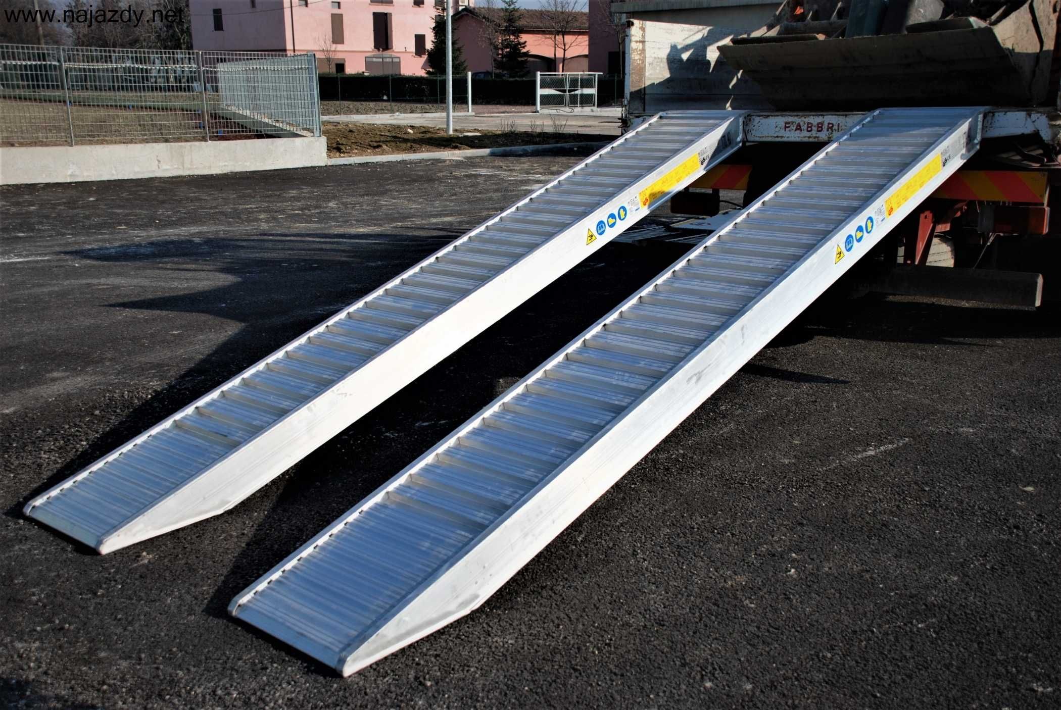 Najazdy Aluminiowe 3m 5,25 t Cert. CE dostępne od ręki