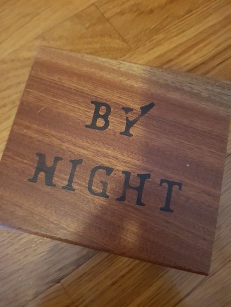 CDs By Night Cidade edição limitada com caixa de madeira