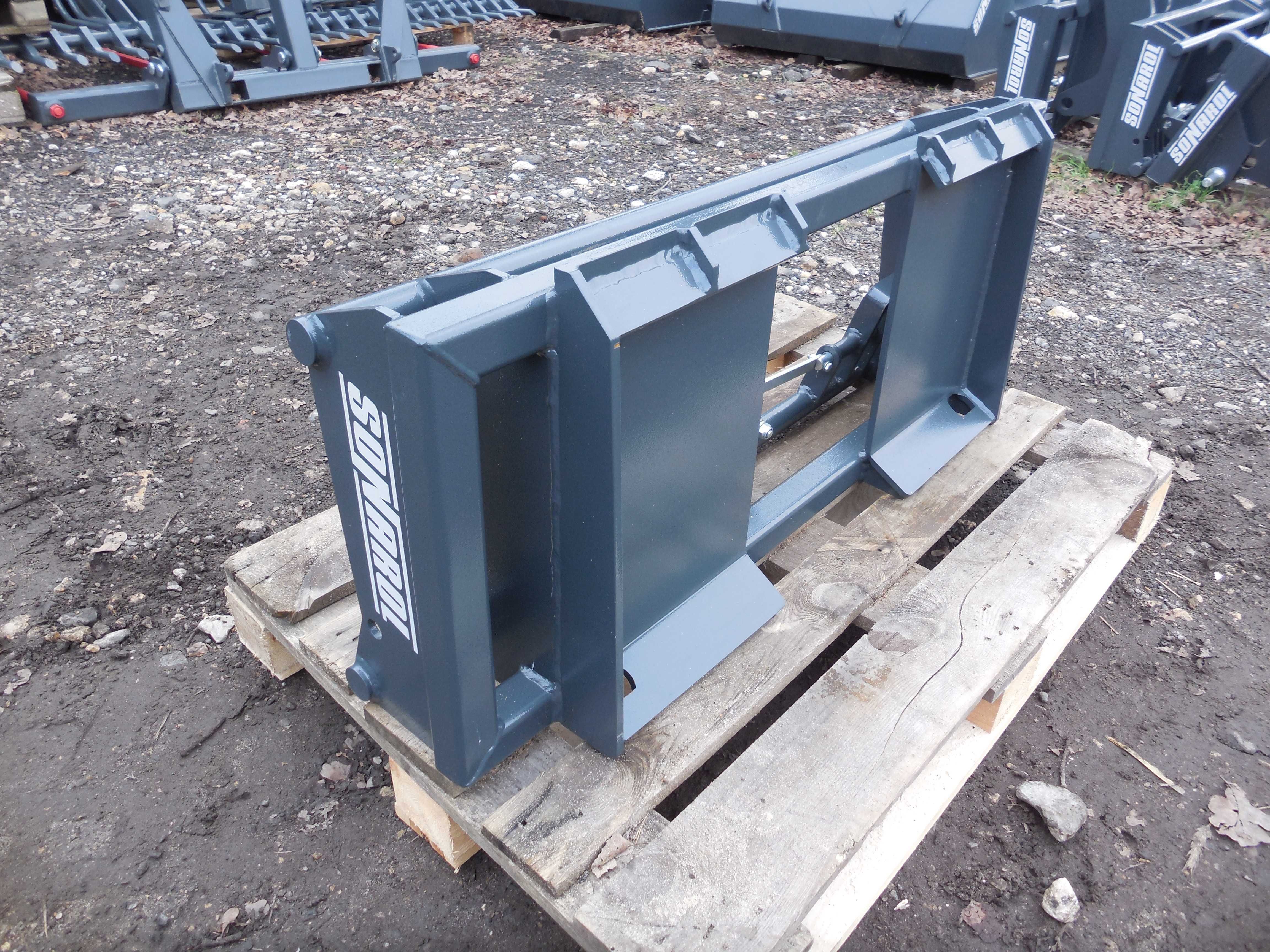 SONAROL Przejściówka Adapter Redukcja BOBCAT MINI na mocowanie EURO