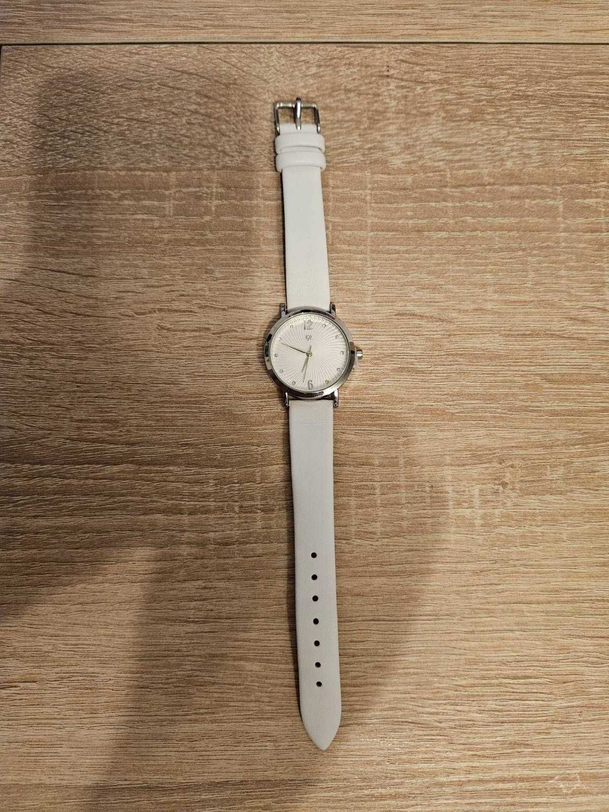Zegarek dasmki analogowy