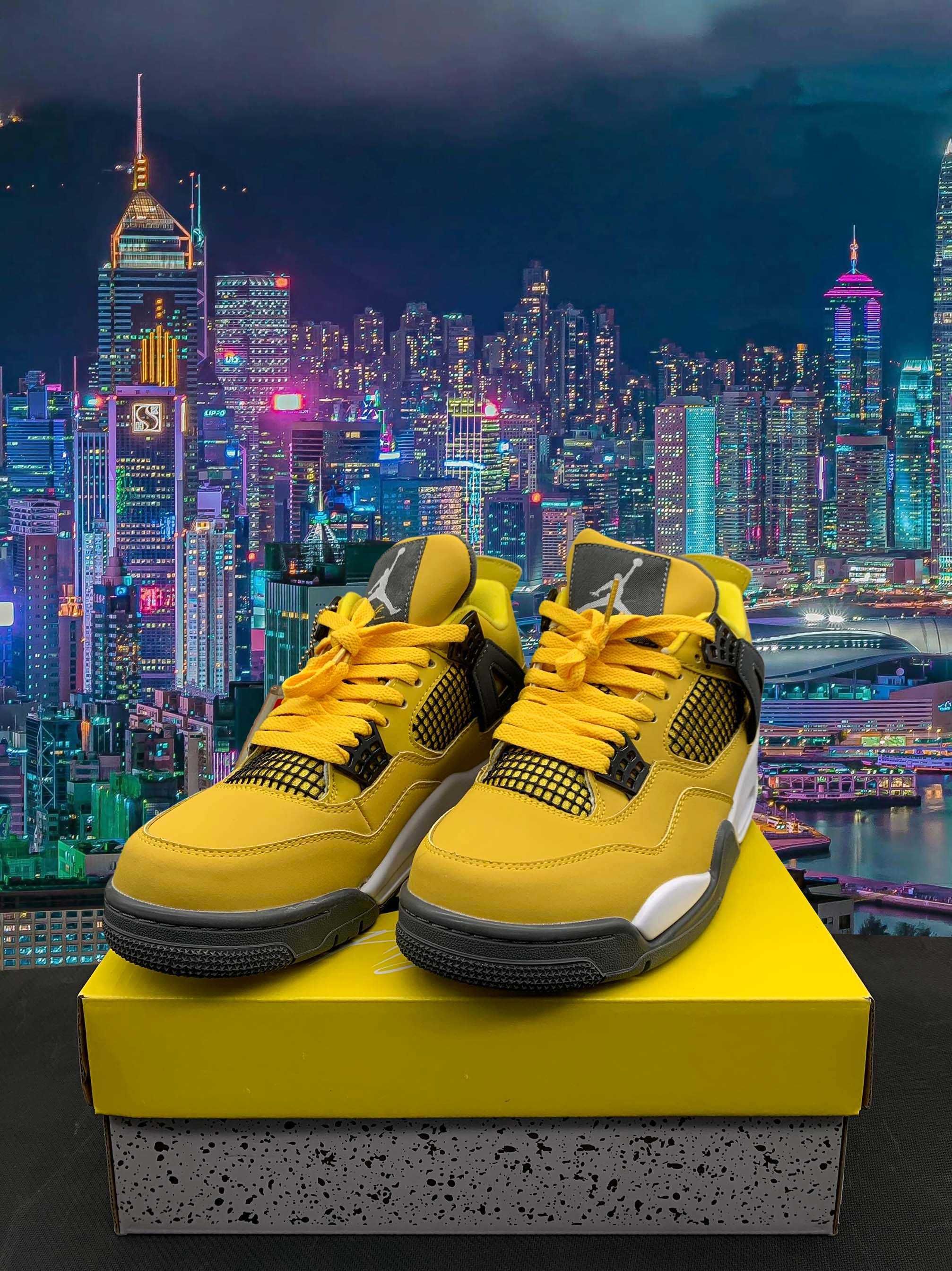 Jordan 4 Retro Lightning 42 EU / 8,5US / 26,5 CM