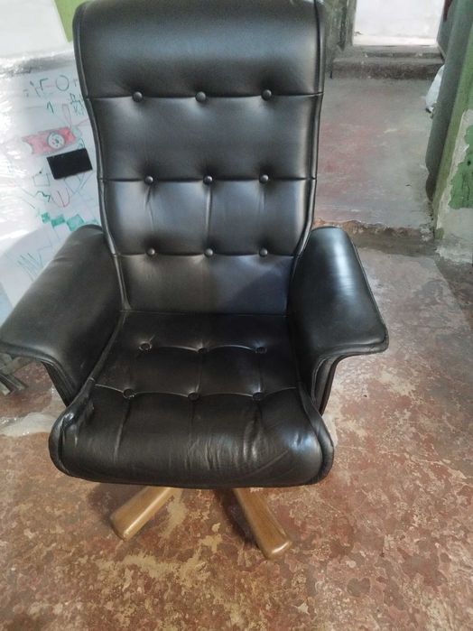 Офисное кресло новай стиль