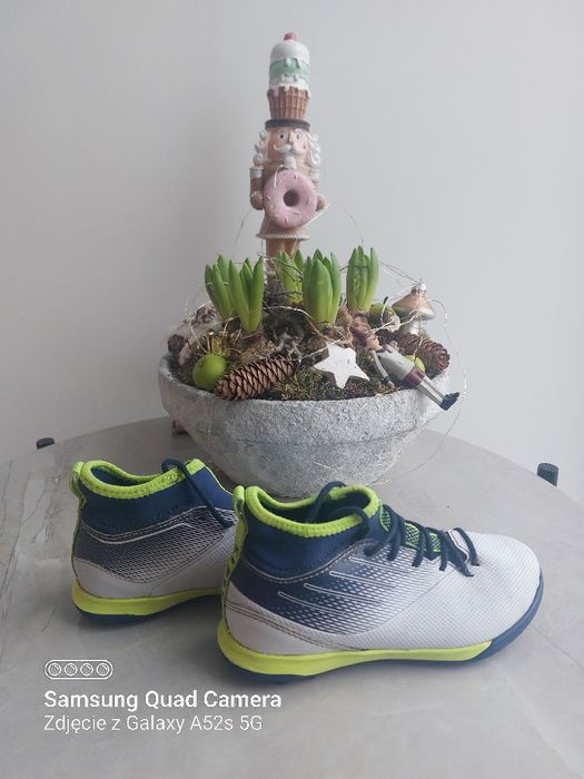 Buty halowe Kipsta – r. 31