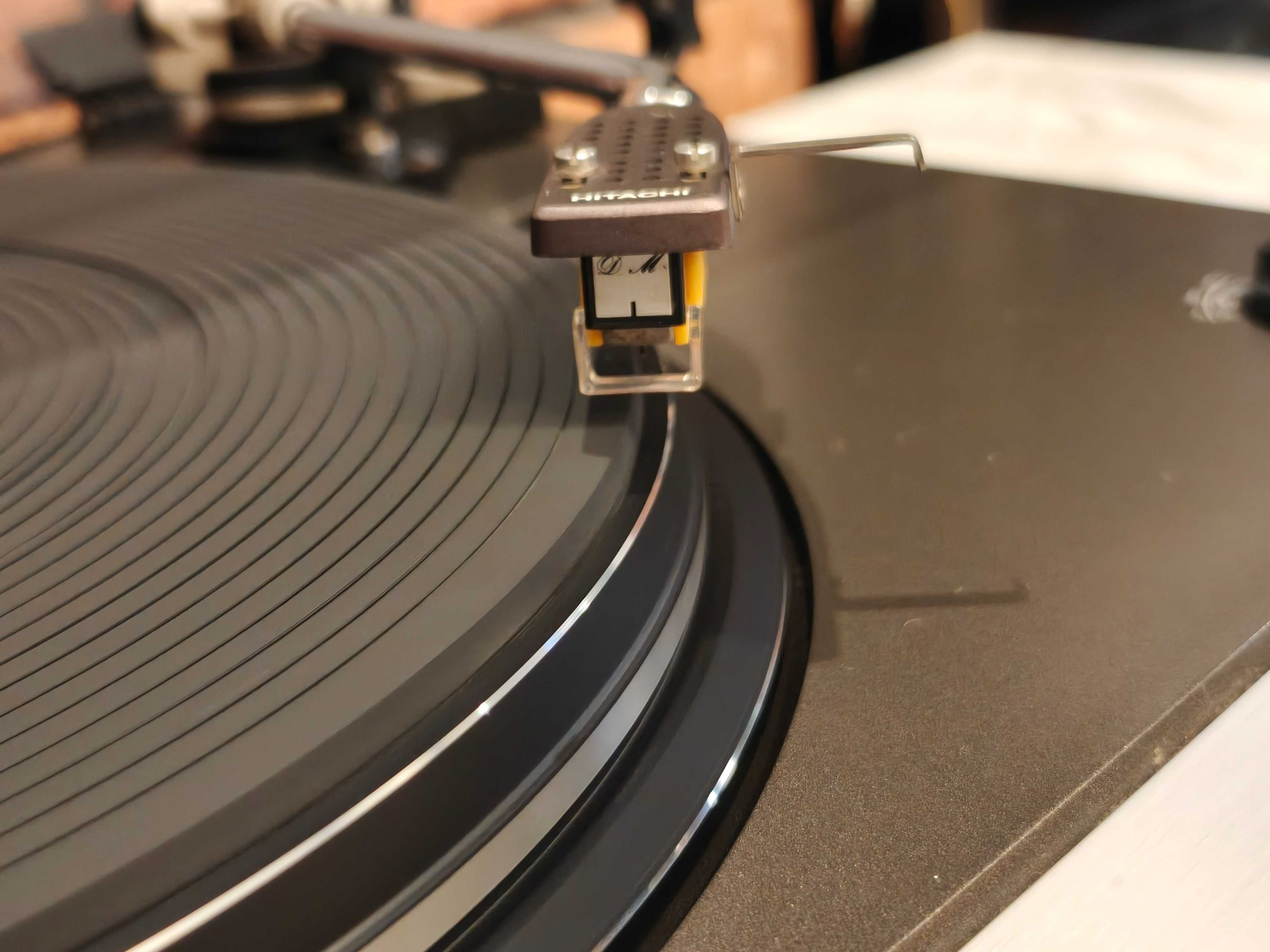 HITACHI HT-463 ! Gramofon Direct Drive Quartz ! Automat !