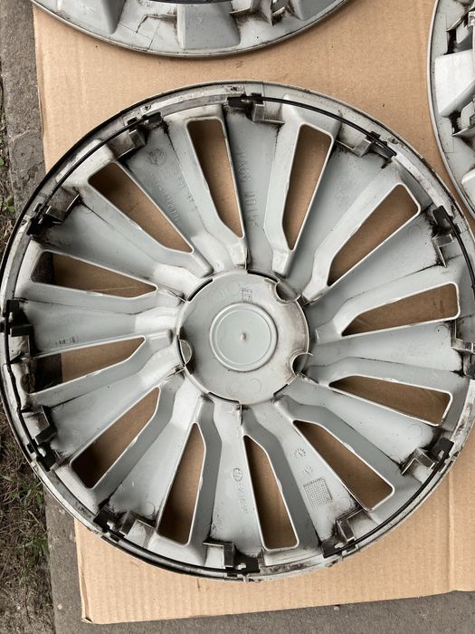 Продам колпаки шкода r15 комплект