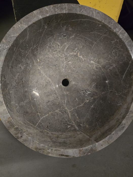 Sprzedam nową, piękną umywalkę z kamienia