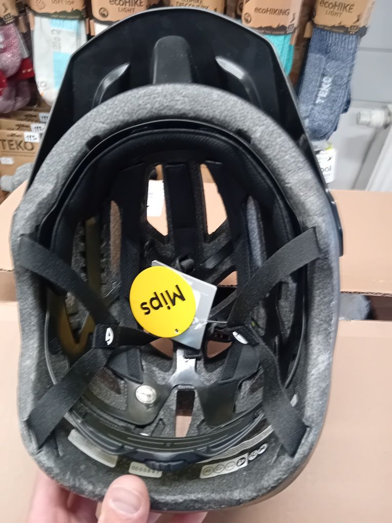 Kask rowerowy Giro Fixture II W mips