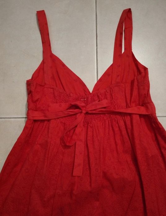 Vestido Vermelho Stradivarius
