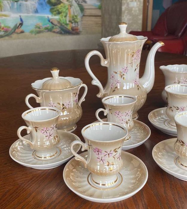 Сервиз кофейный "Цветущий персик" 16 предметов позолота Городница