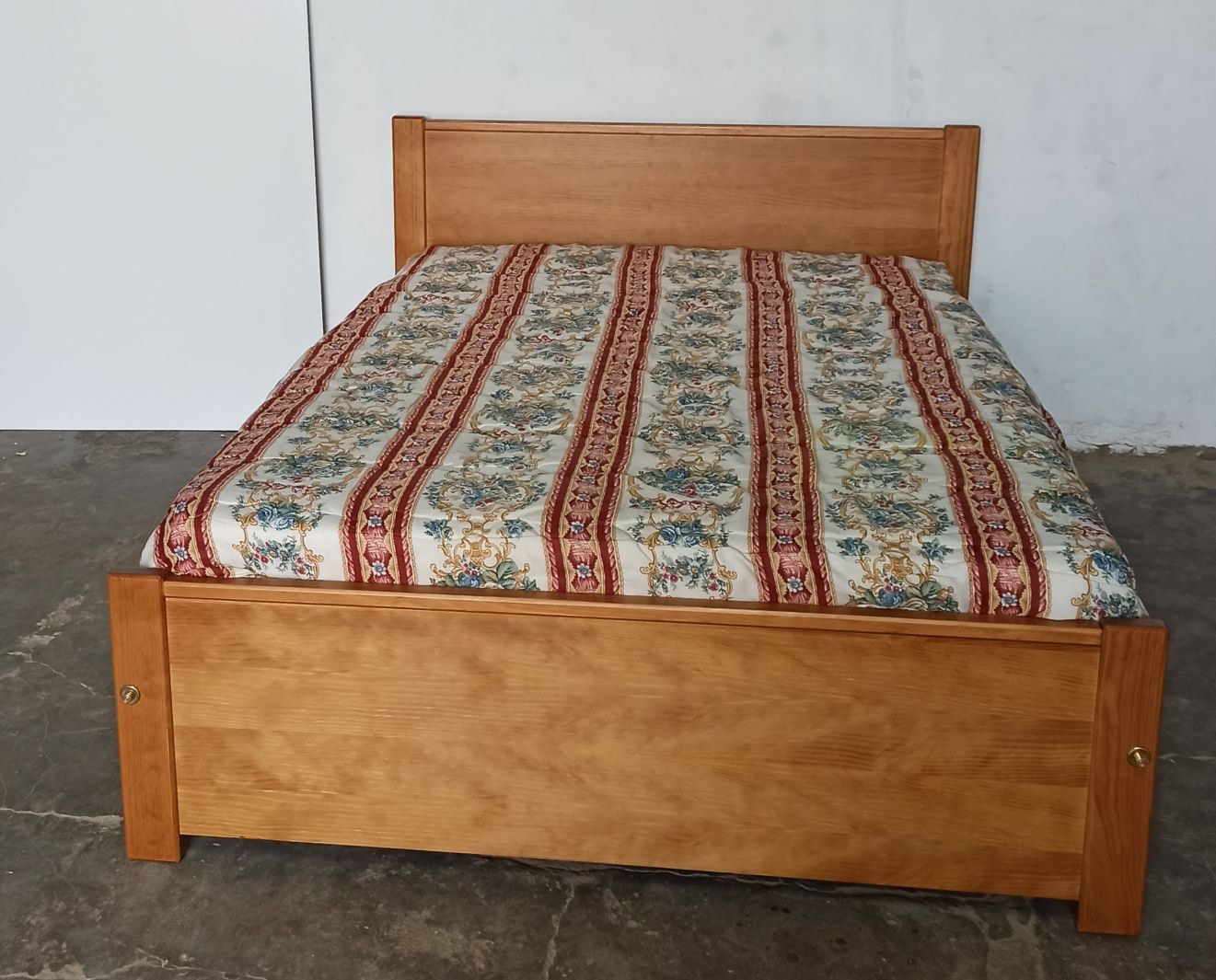 Cama "NOVA" de casal