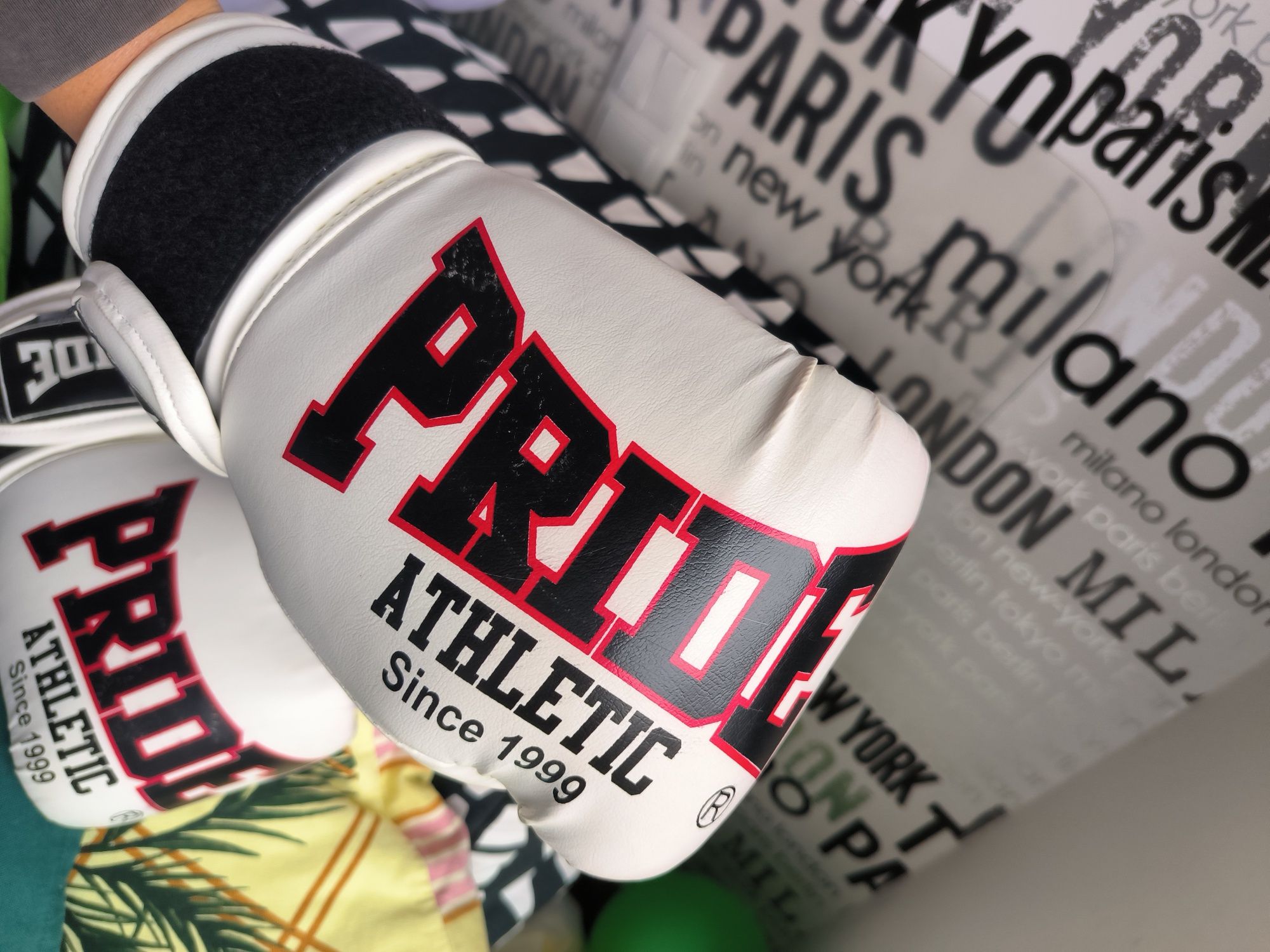 Luvas de Muay Thai Feminina Pride + 2 bandagens Decathlon
