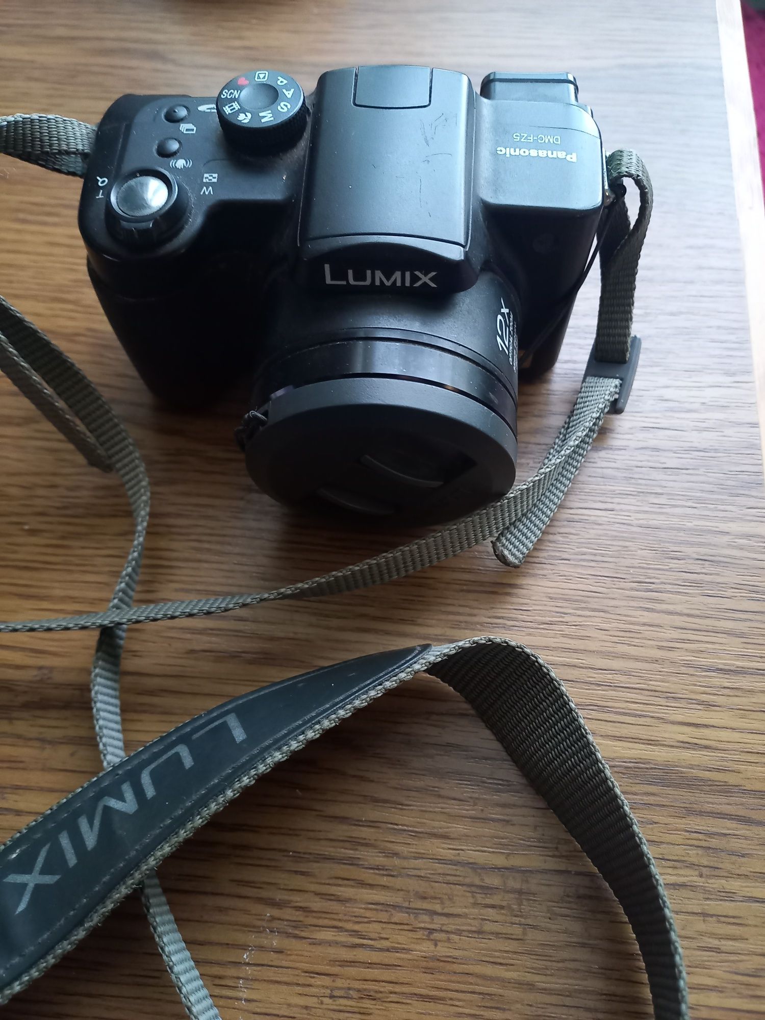 Фотоапарат Panasonic DMC FZ5