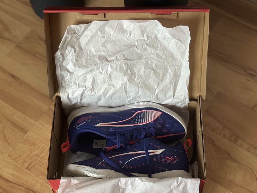 Buty halowe Puma ULTRA 5 PLAY IT Jr