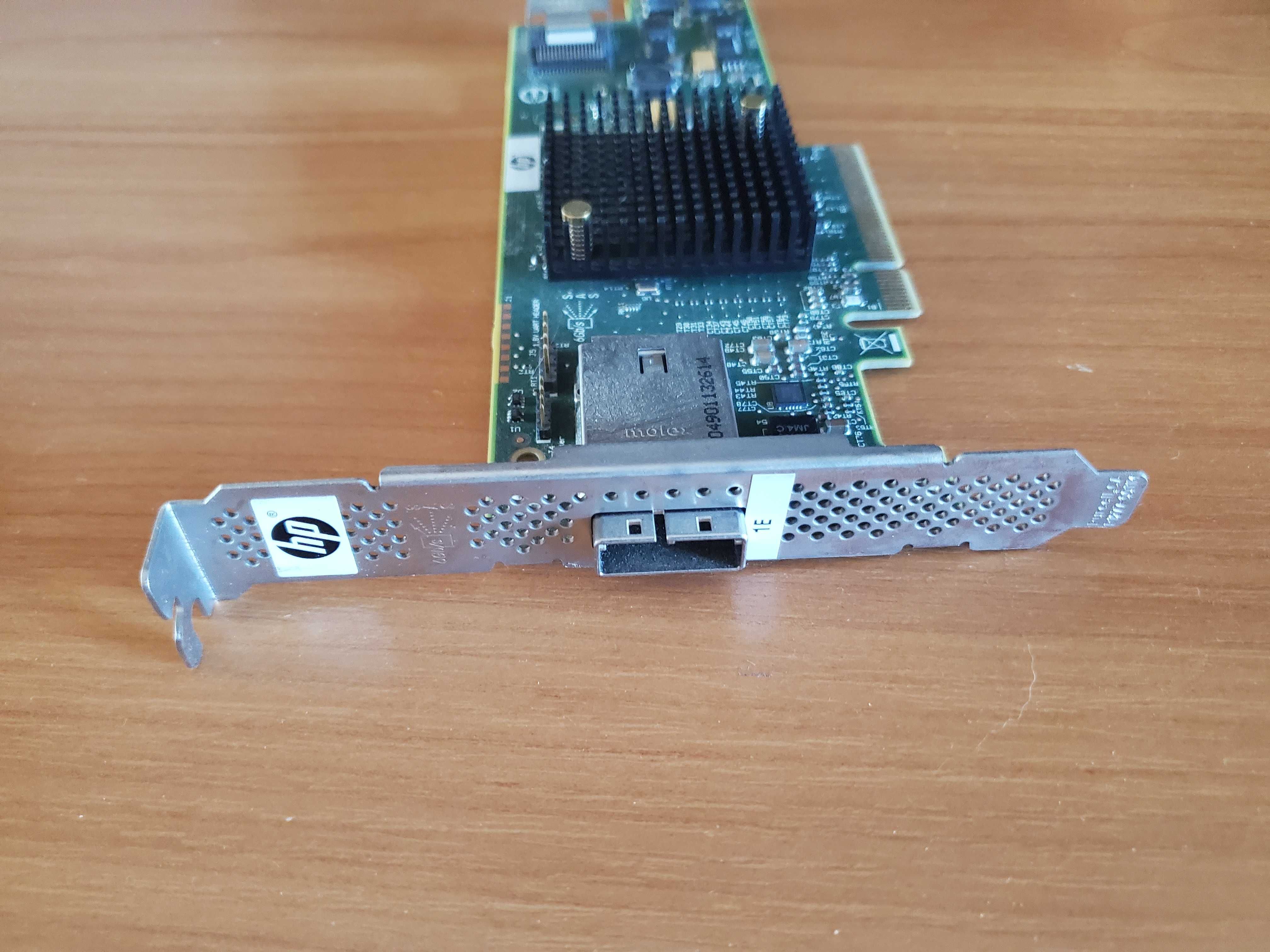 Контролер HBA HP SAS9205-4i4e