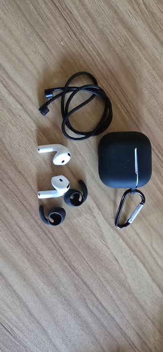 Airpods 4 ANC FVAT jak nowe, 4 mce, JAK NOWE