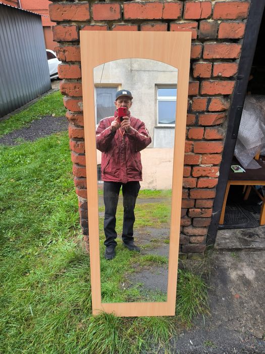 Sprzedam lustro ładne wysokość 151 cm szer 49 cm