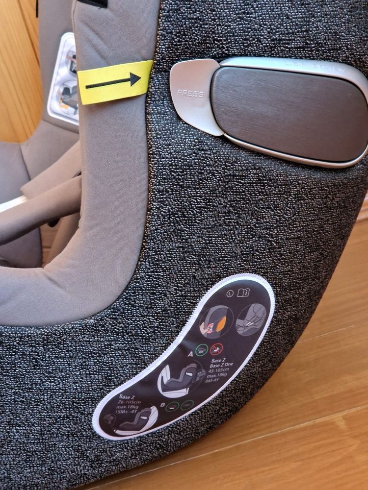 Автокрісло Cybex Sirona Zi i-Size (Soho Grey