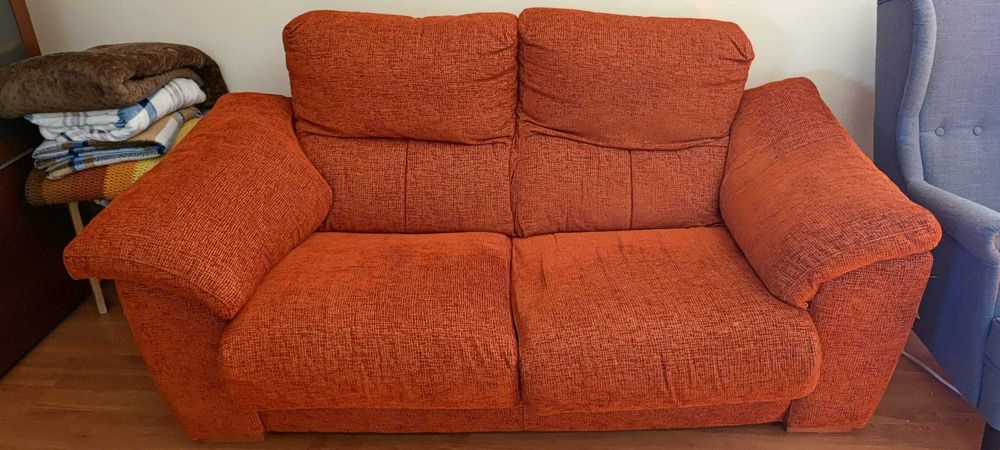 Dois sofás usados — 2 lugares + 3 lugares — Póvoa de Santa Iria