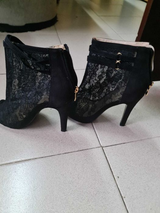 Sapato de Senhora - Tamanho 37