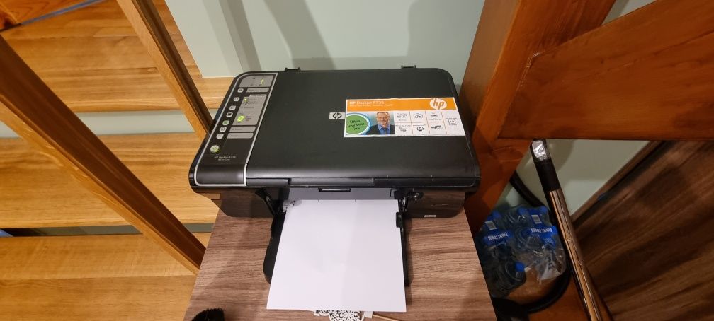 Urządzenie wielofunkcyjne hp deskjet f735