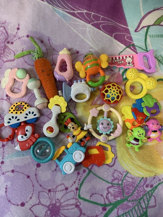 Іграшки дитячі..