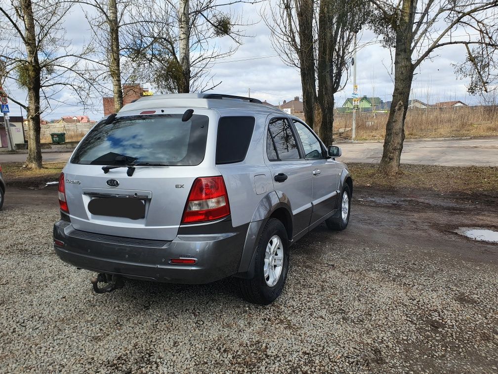 Kia Sorento 2006рік 2,5дизель 4×4 для військових