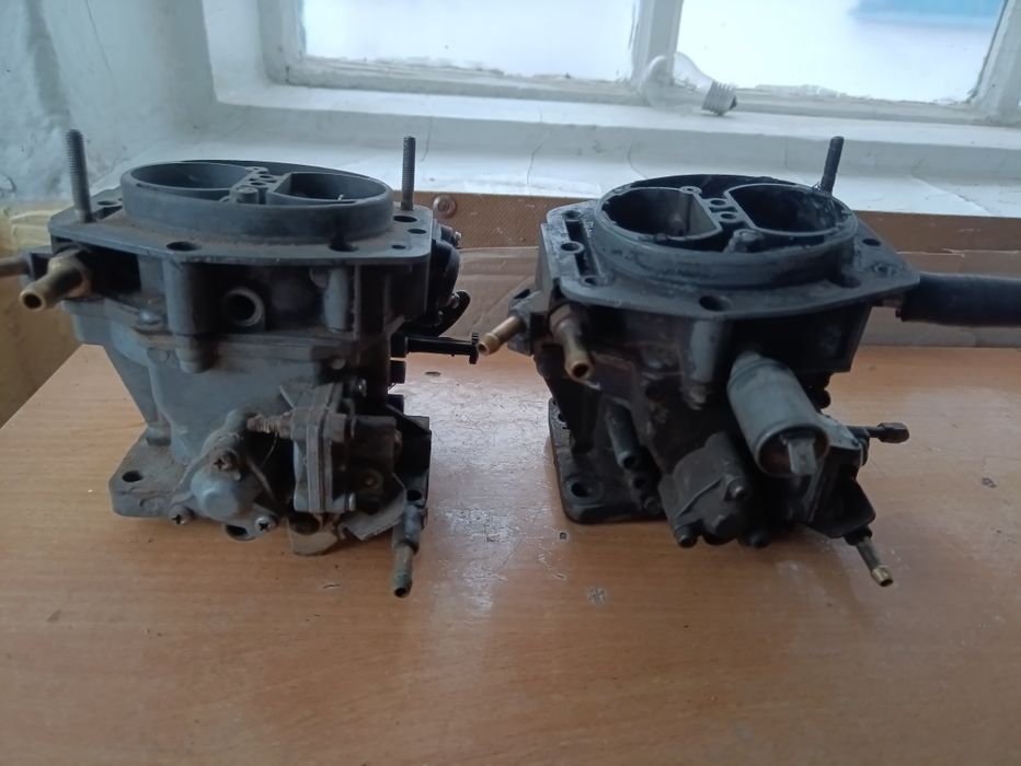 Два карбюратора Solex