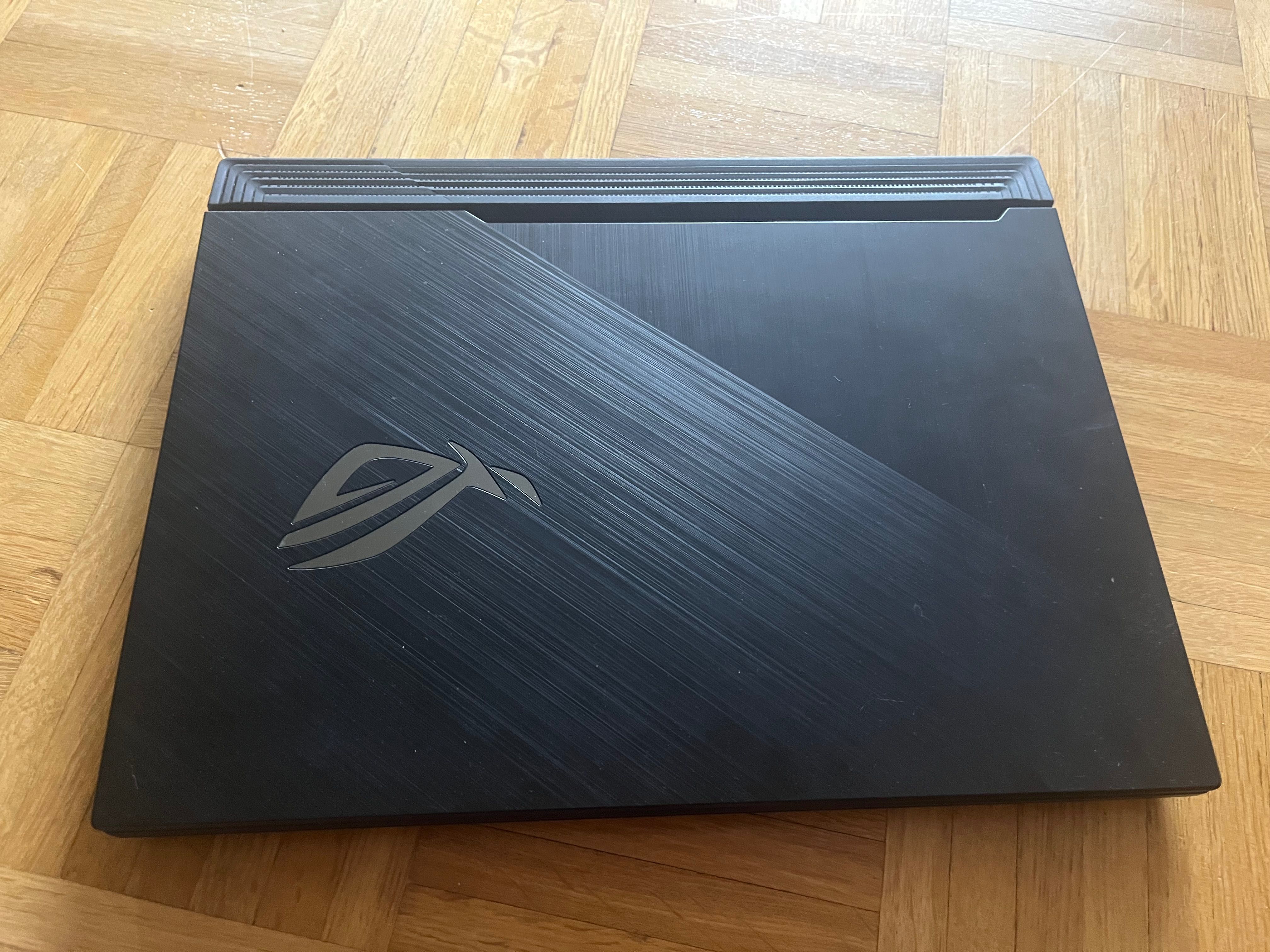 Laptop Gamingowy ASUS ROG Strix G 15,6” i7-9750H RTX2060 16GB/512GB
